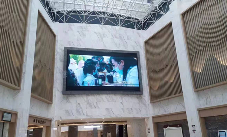 55寸LG原裝0.88mm拼縫液晶拼接屏安裝后的效果圖片