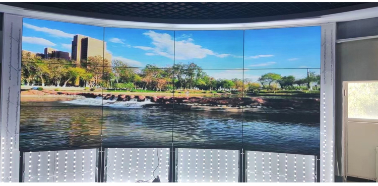 新疆石子河農(nóng)科學(xué)院液晶拼接屏項目