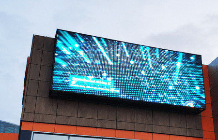 提升門店人氣，壁掛廣告機(jī)神器！